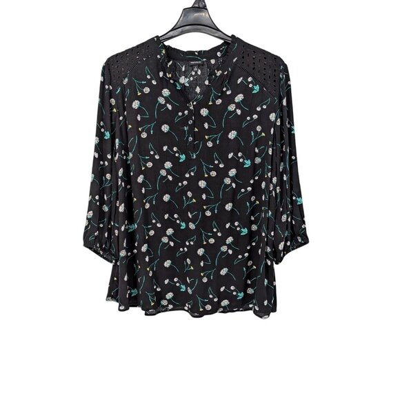 Torrid 1/4 Button Up Top Size 2X Crinkle Gauze Floral Eyelet Tunic Casual Office - Picture 2 of 11